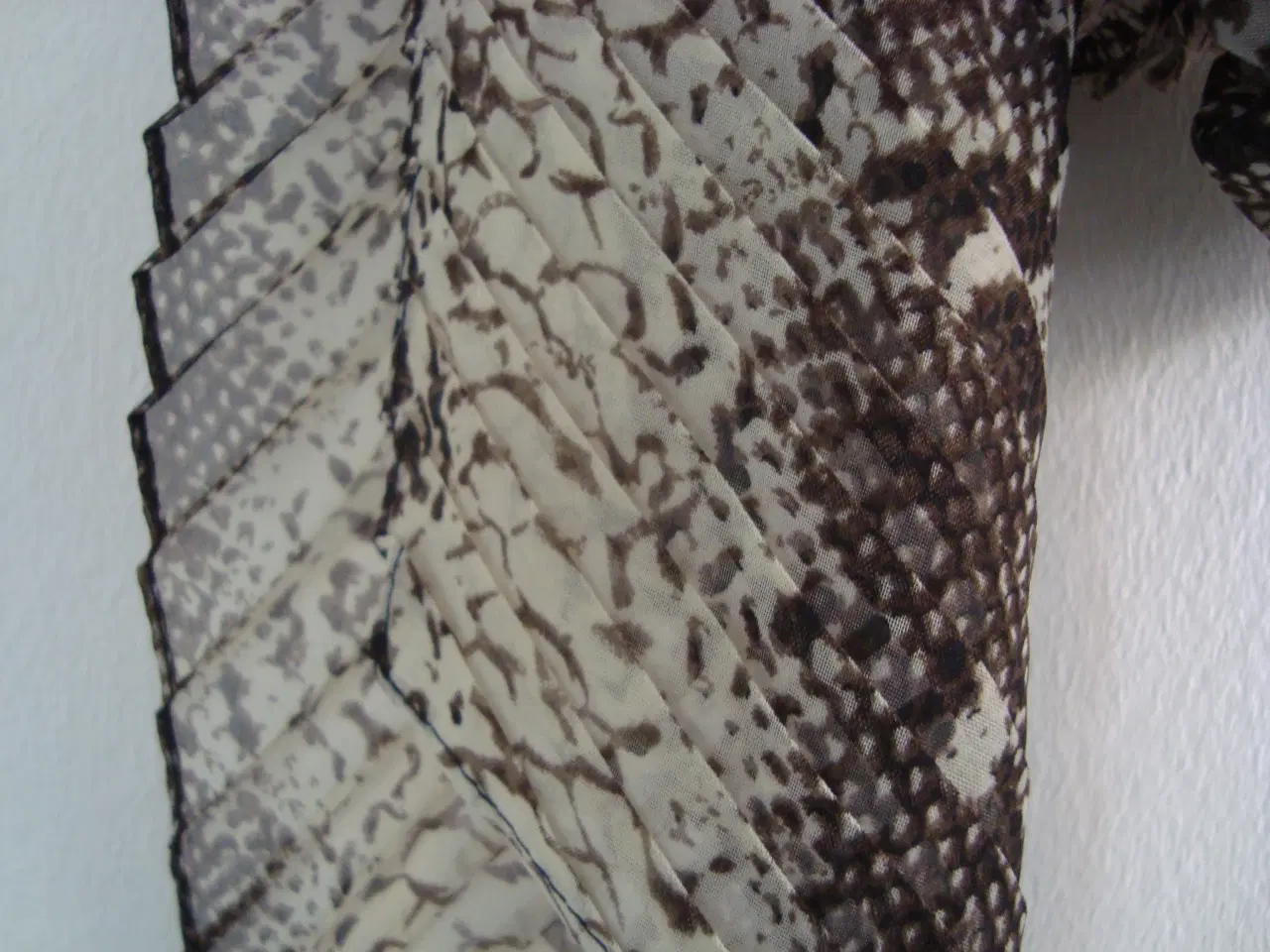Billede 2 - Tørklæde med leopard mønster