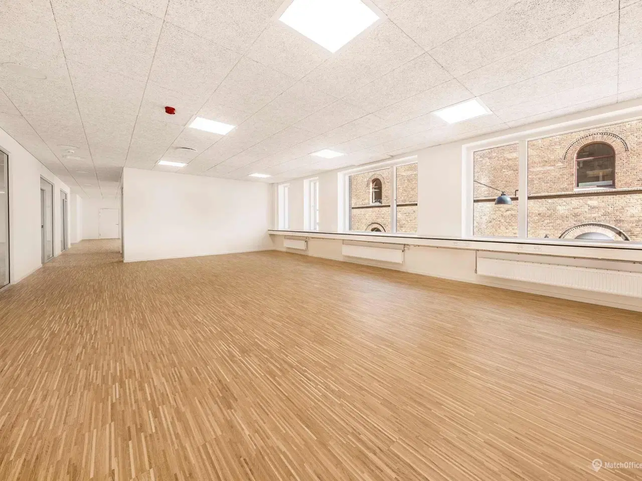 Billede 3 - Indflytningsklare kontorer midt i Carlsberg Byens puls