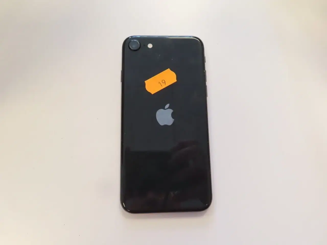 Billede 2 - Mobiltelefon APPLE Iphone SE 3. Gen - 64 GB