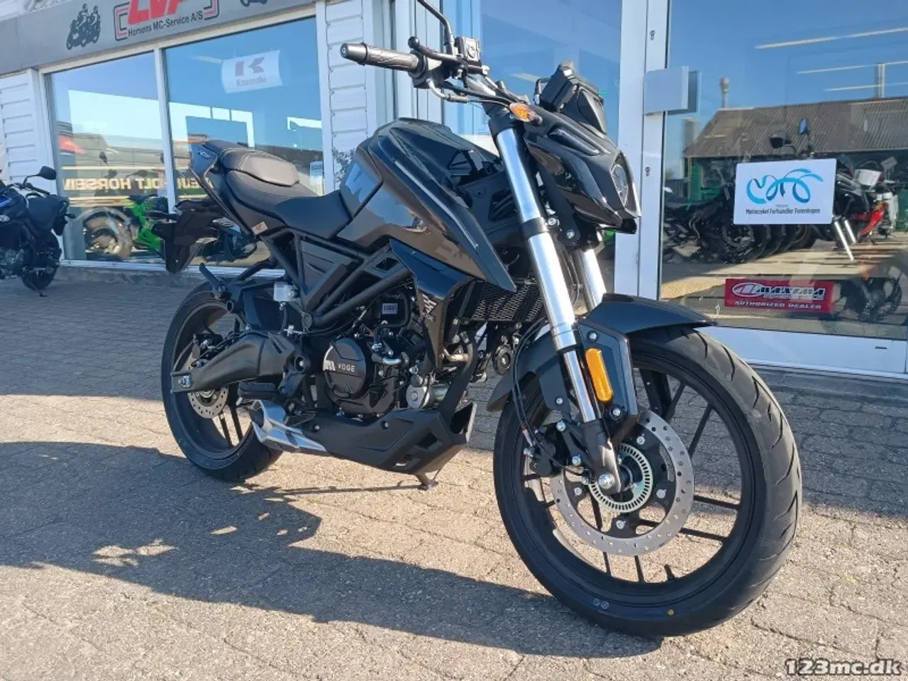 Billede 3 - Voge R 125