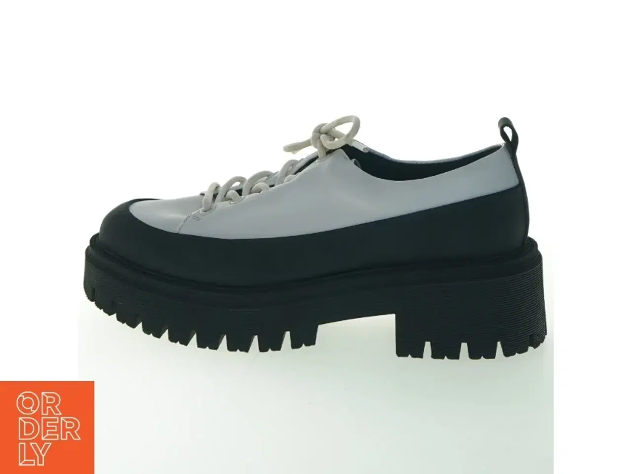 Billede 1 - Platform sko fra Catwalk (str. 39 )