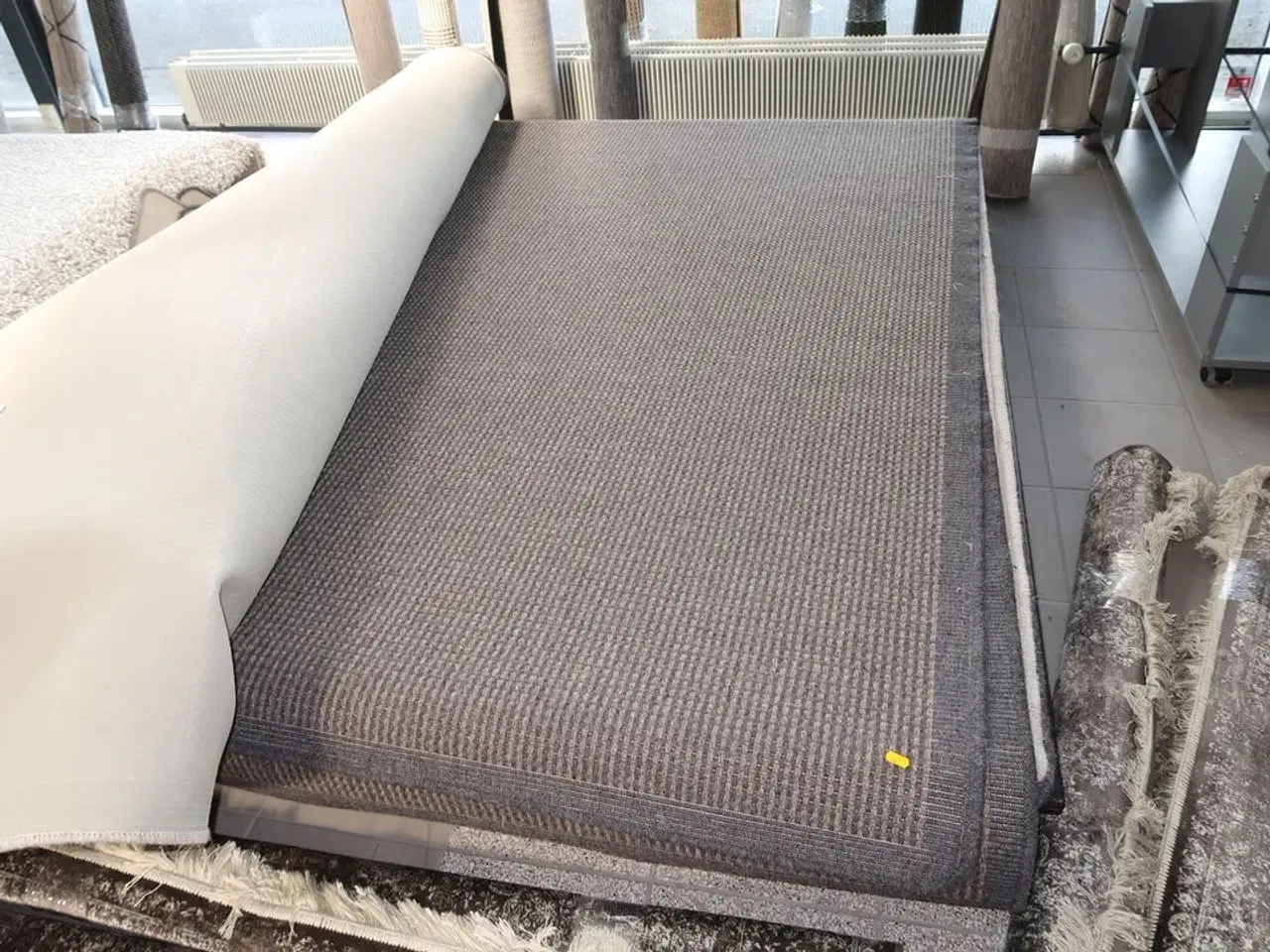 Billede 1 - Gulvtæppe