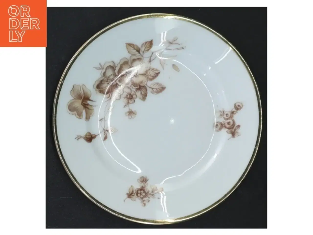 Billede 6 - Porcelænstallerkener med blomstermotiv (str. Ø 15 cm)