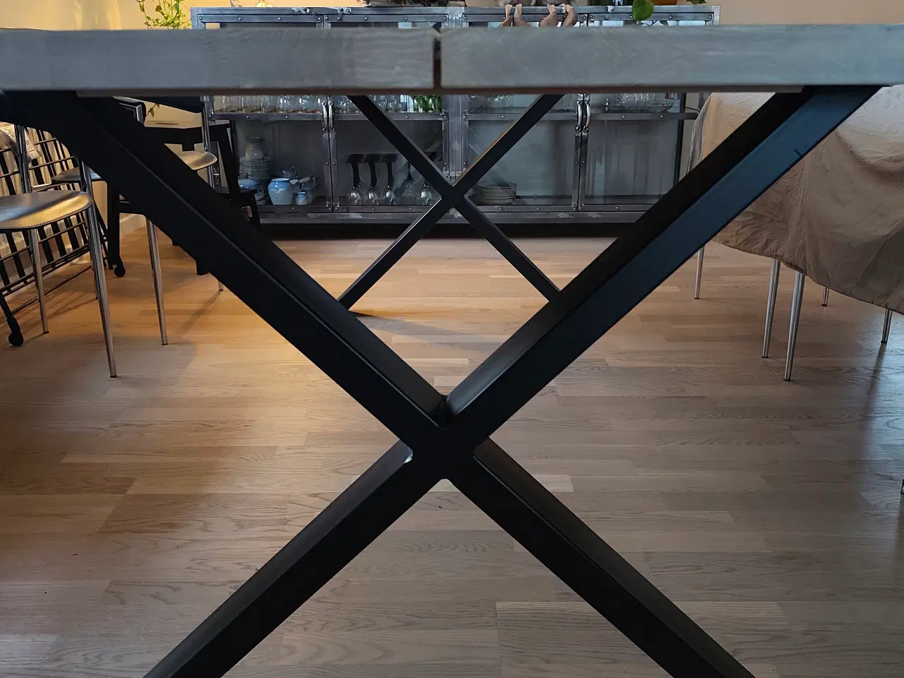 Billede 7 - Plankebord (hvidolieret) med to ekstraplader 