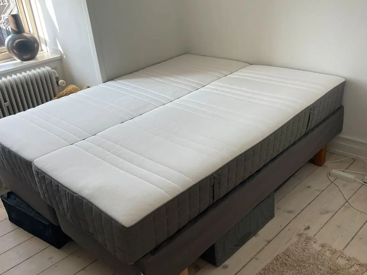 Billede 1 - IKEA Dobbeltseng inkl. topmadras