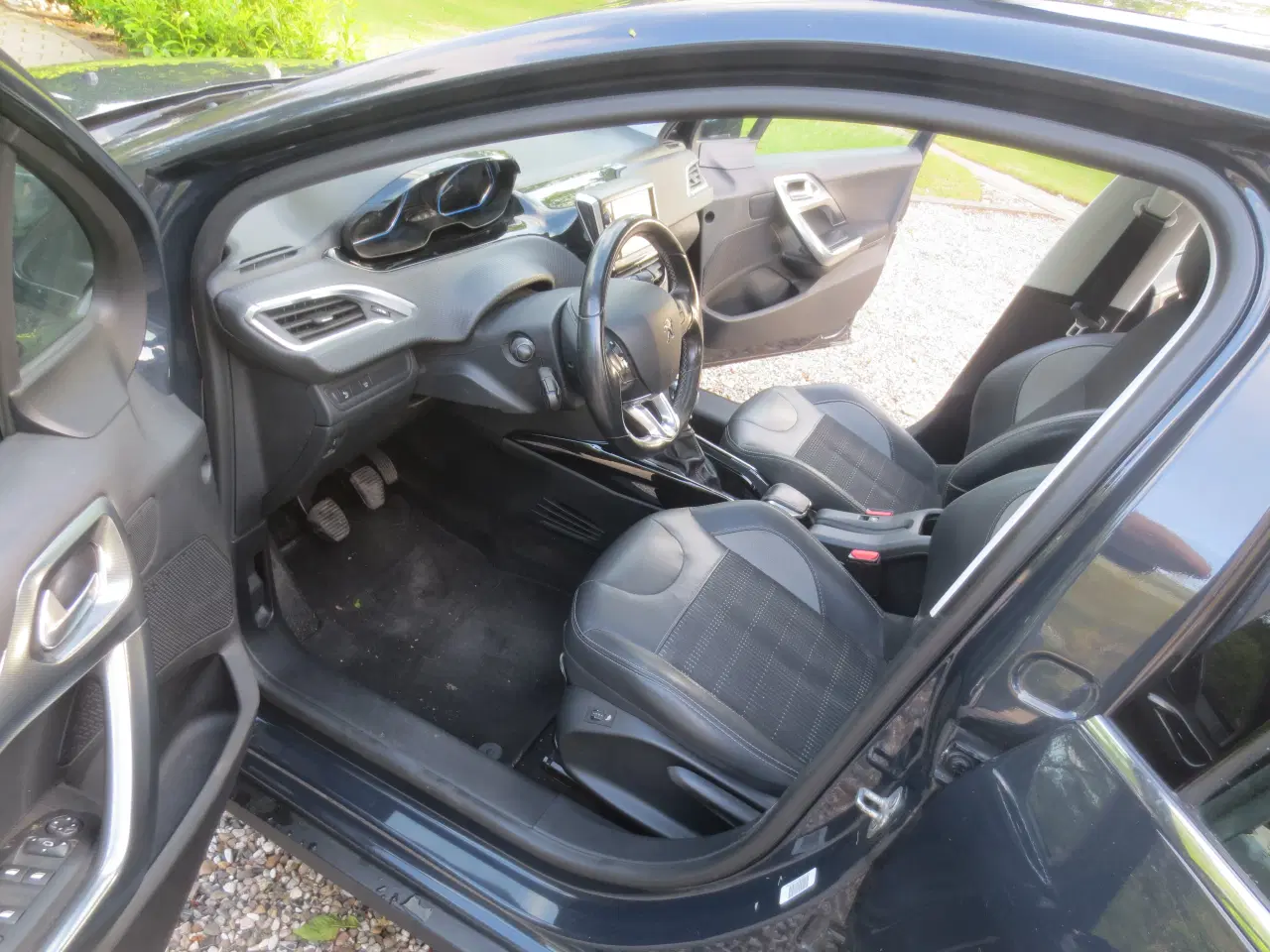 Billede 11 - Peugeot 2008 1.6 HDI 120 Hk Træk 1300 kg. 