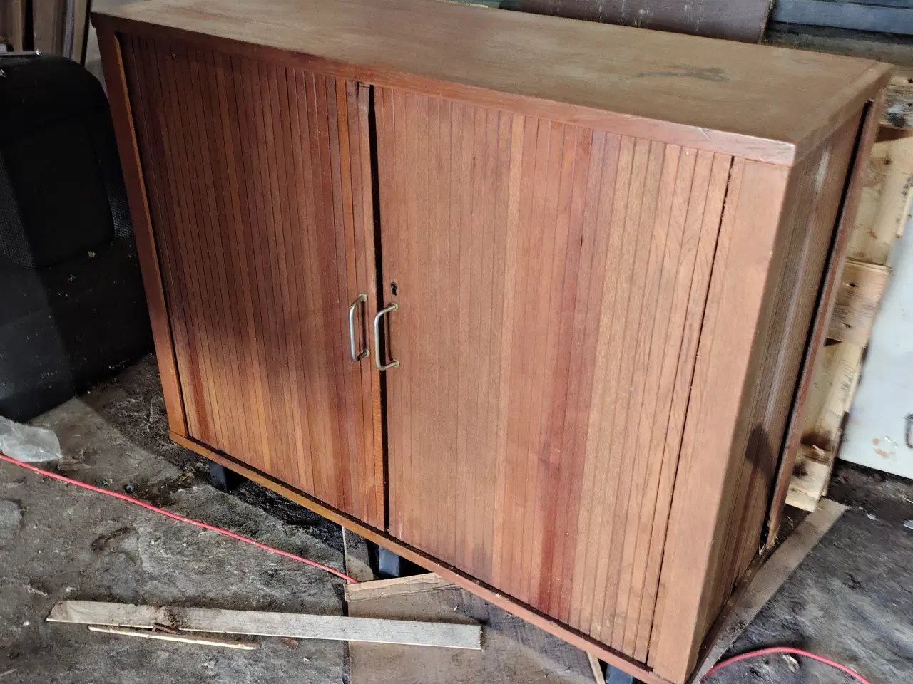 Billede 2 - jalousiskab