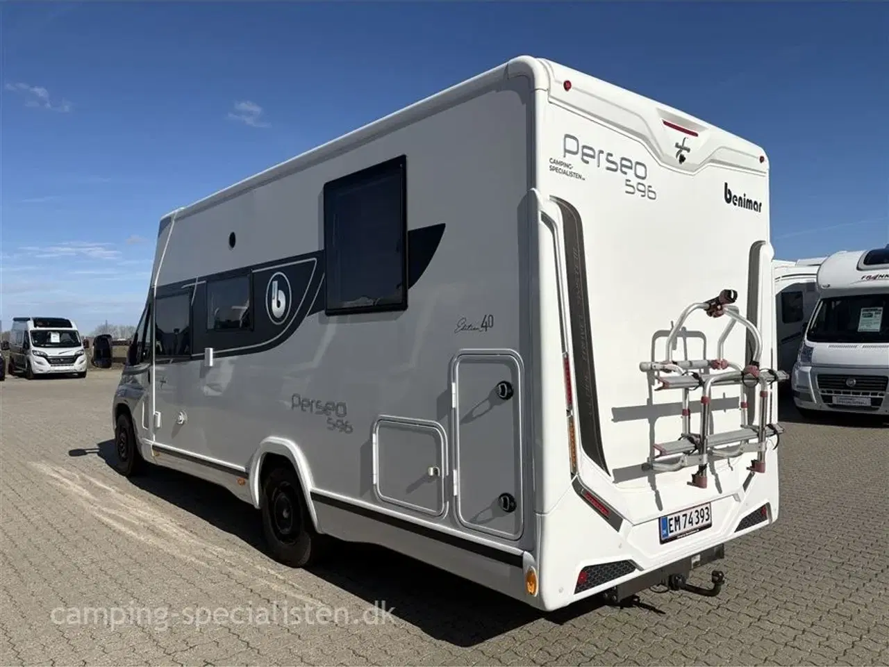 Billede 3 - 2019 - Benimar Perseo 596 Edition 40   Toplækker Autocamper med genial indretning - Benimar Perseo 596 Edition 40 - Kan nu opleves hos Camping-Specialisten i Silkeborg