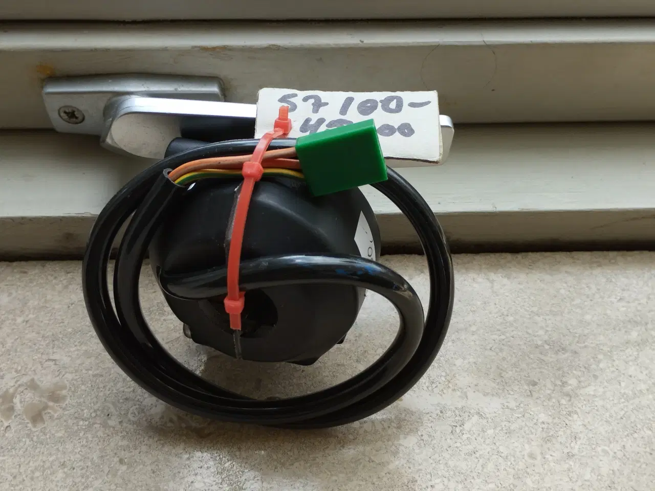 Billede 3 - Styrkontakt Suzuki 750 ( se %)