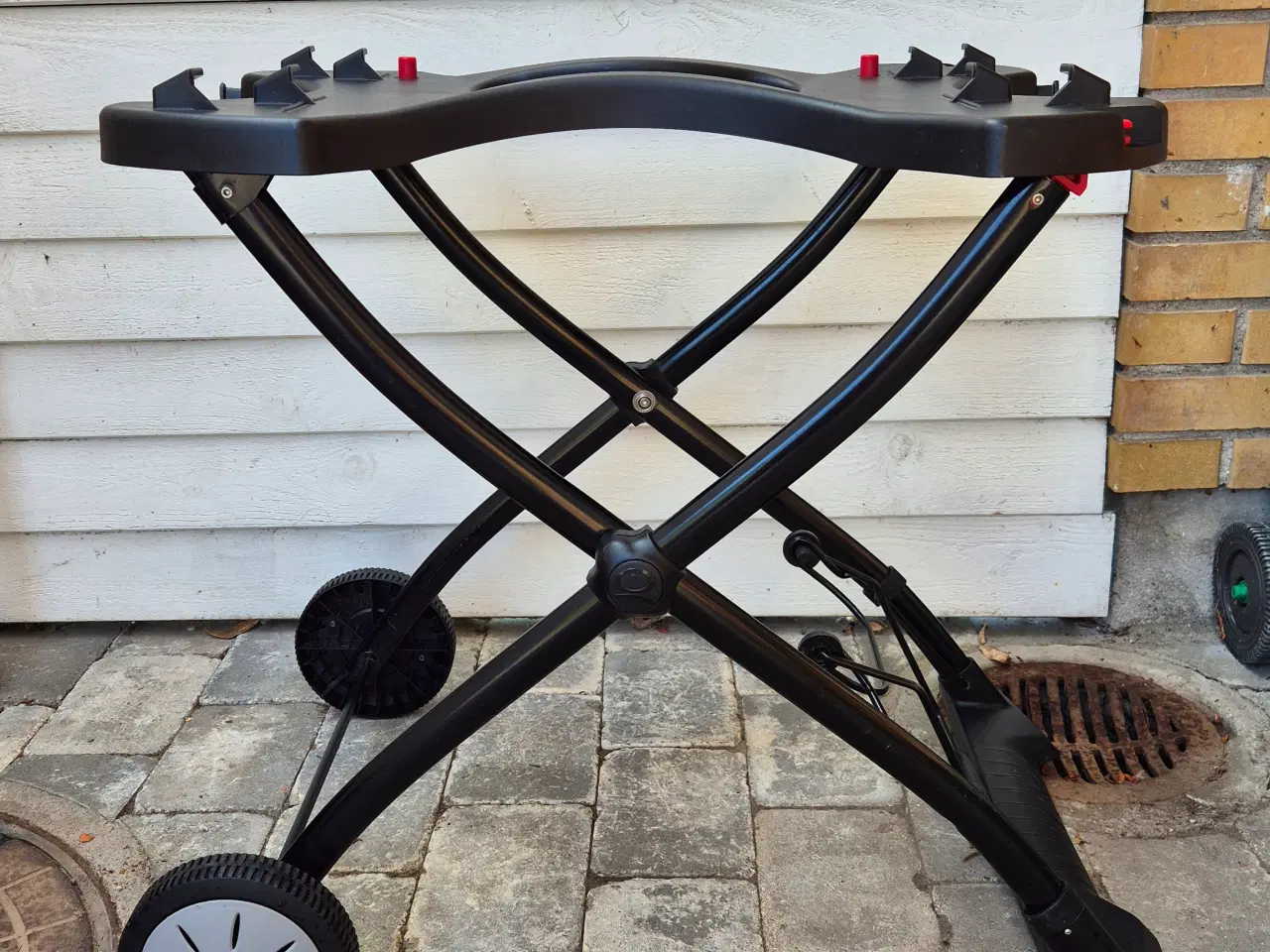 Billede 2 - Grillbord til Webergrill Q1000 Q1200