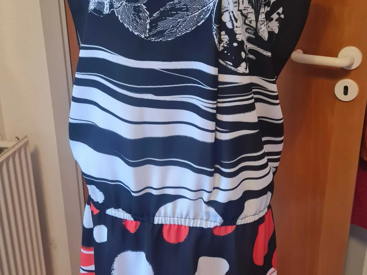 Billede 7 - Kjole str 42 fra Desigual