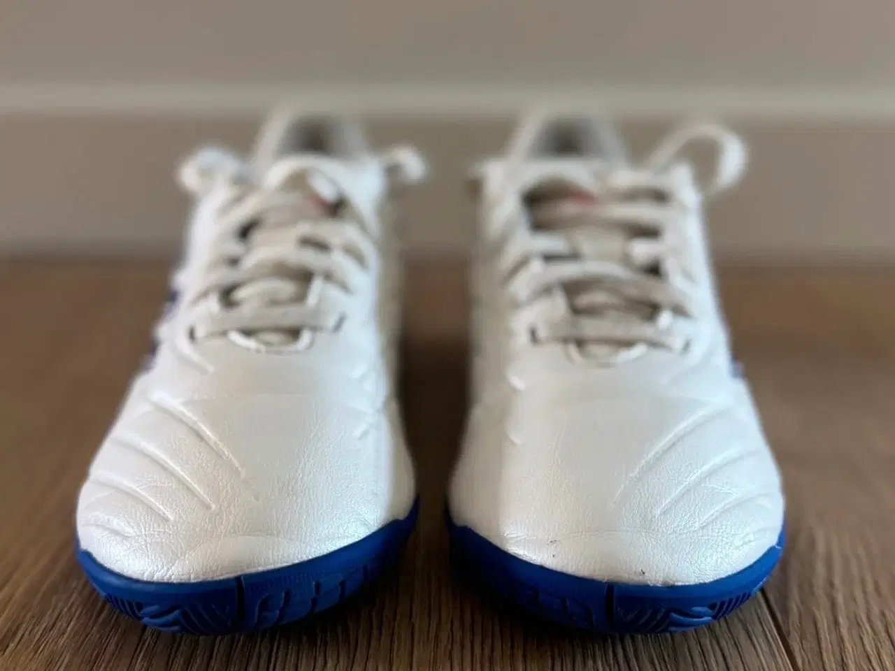 Billede 3 - Indendørssko fra Adidas str. 30