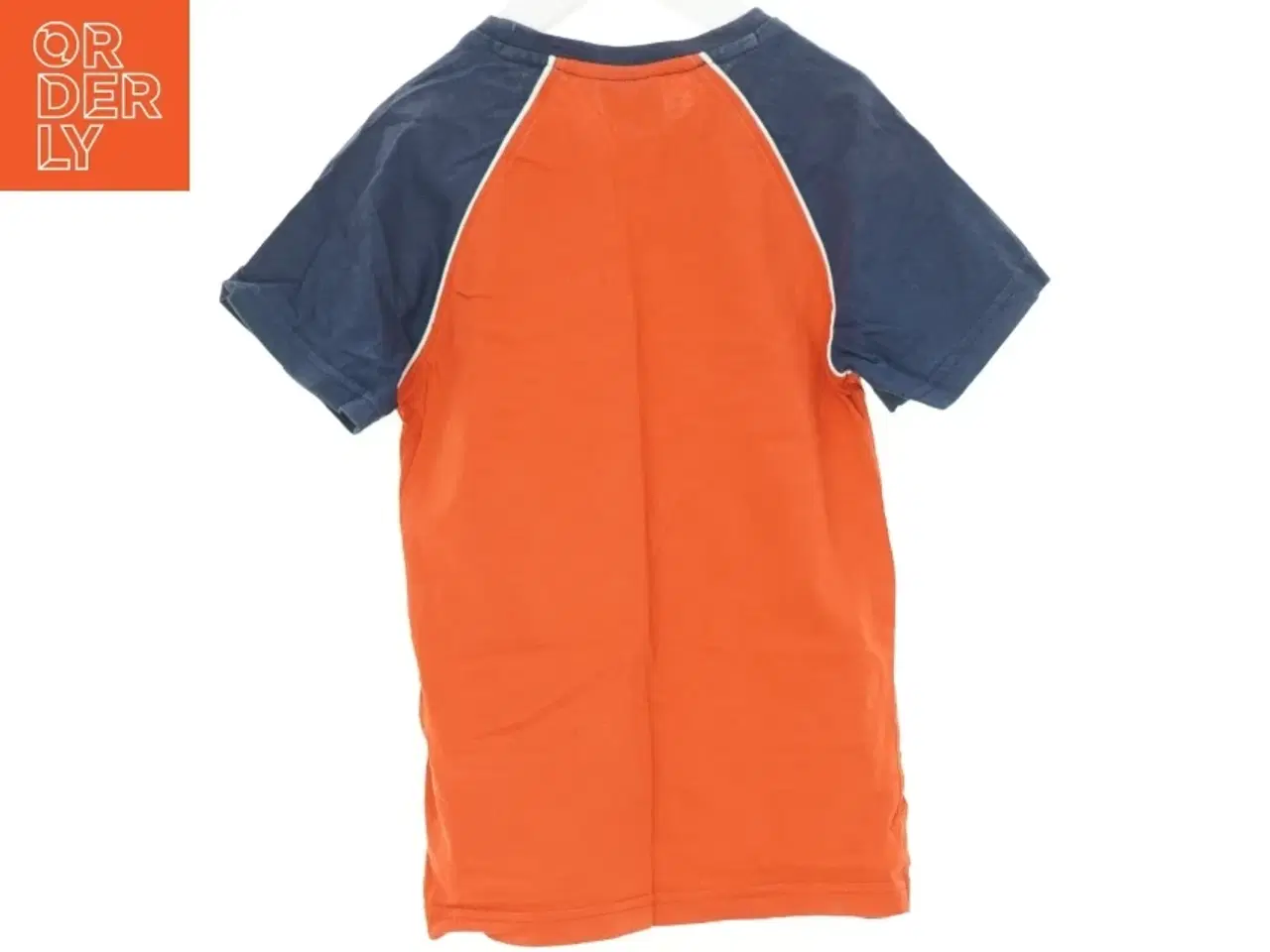 Billede 2 - T-Shirt fra Hummel (str. 110 cm)