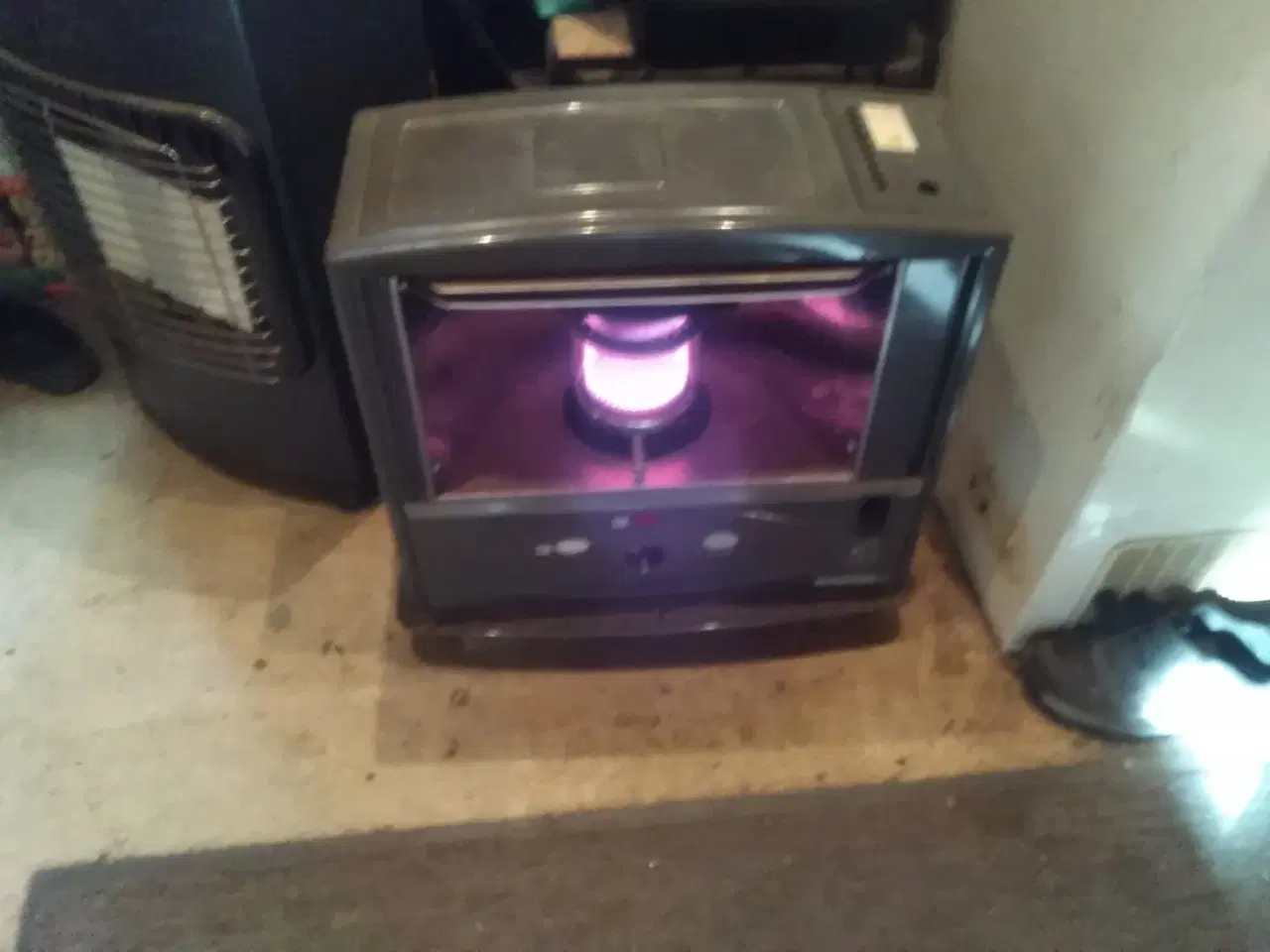 Billede 1 - God PetroleumsKamin & Gaskamin STK pr 200, -