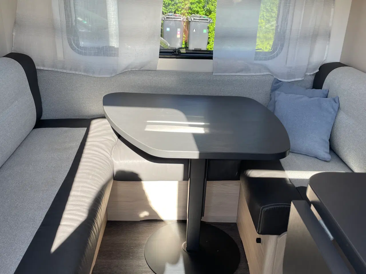 Billede 3 - Flot caravelair 420 Antares DK Edition