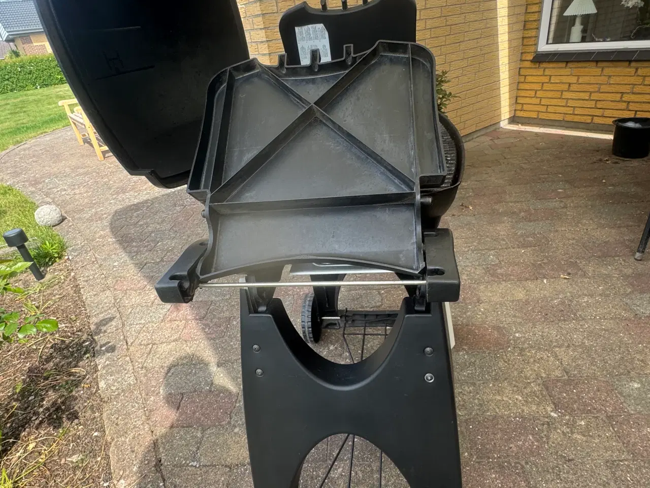 Billede 4 - Weber gas grill Q300