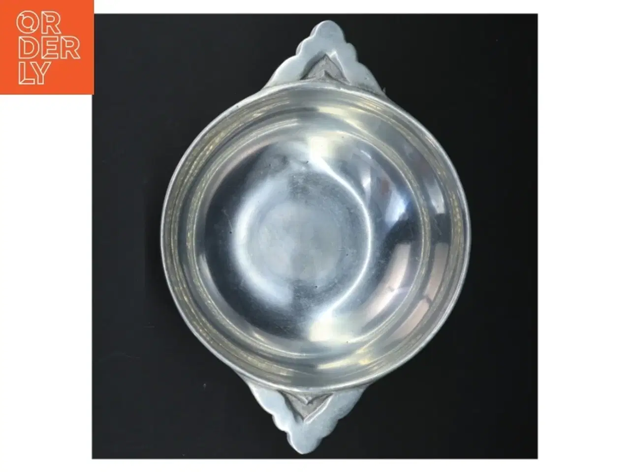 Billede 2 - Sølvfarvet metal skål med hanker (str. Ø 19,5 cm)