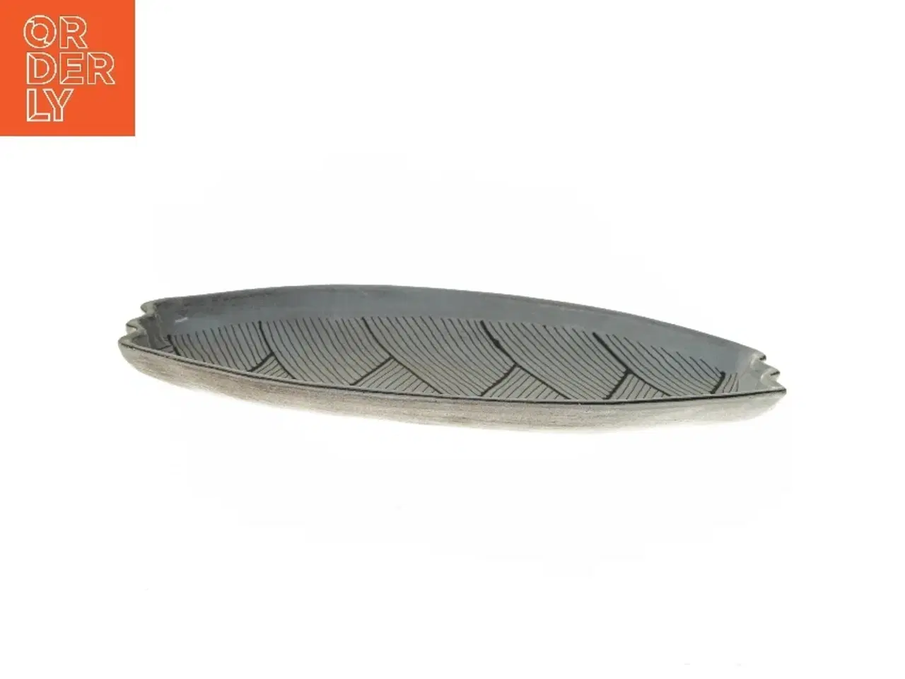 Billede 2 - Rektangulært keramikfad med zigzag-mønster (str. 40,5x20,5 cm)