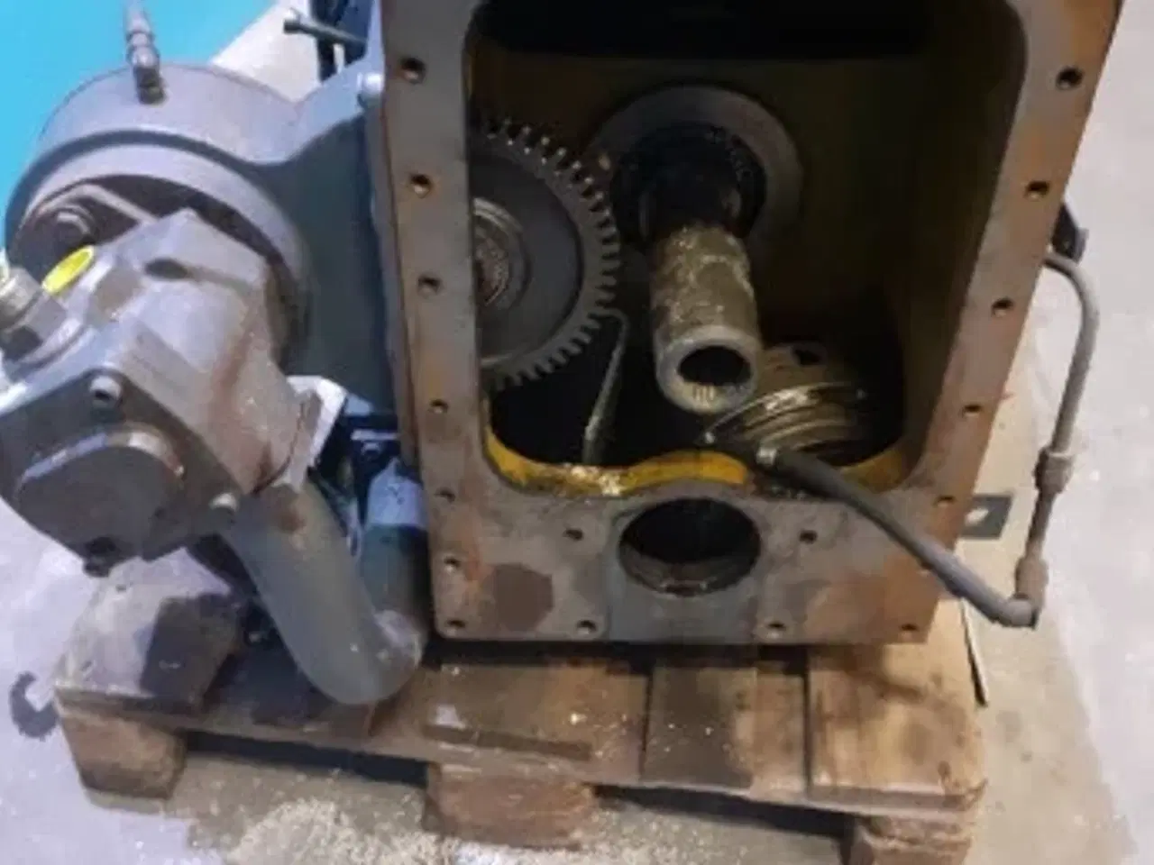 Billede 2 - New Holland 8770 Bagtøj