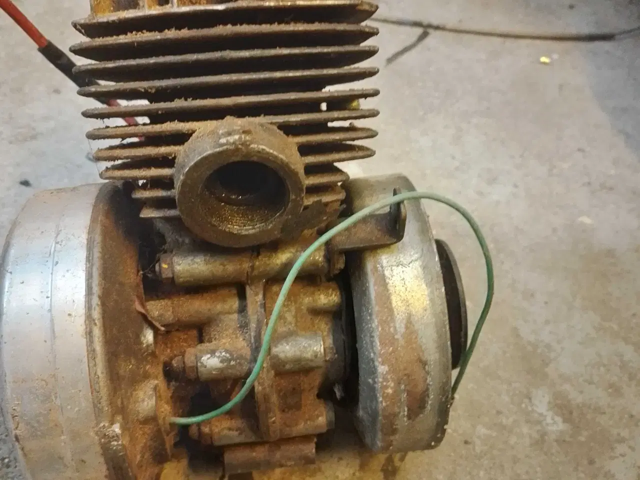 Billede 2 - Peugeot knallert motorer