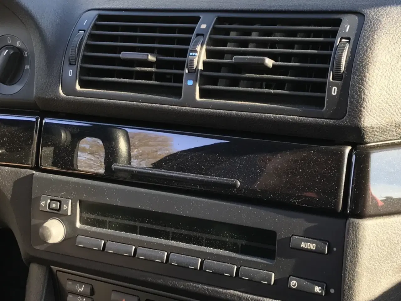 Billede 1 - BMW E39 Radio og Cd afspiller incl holder