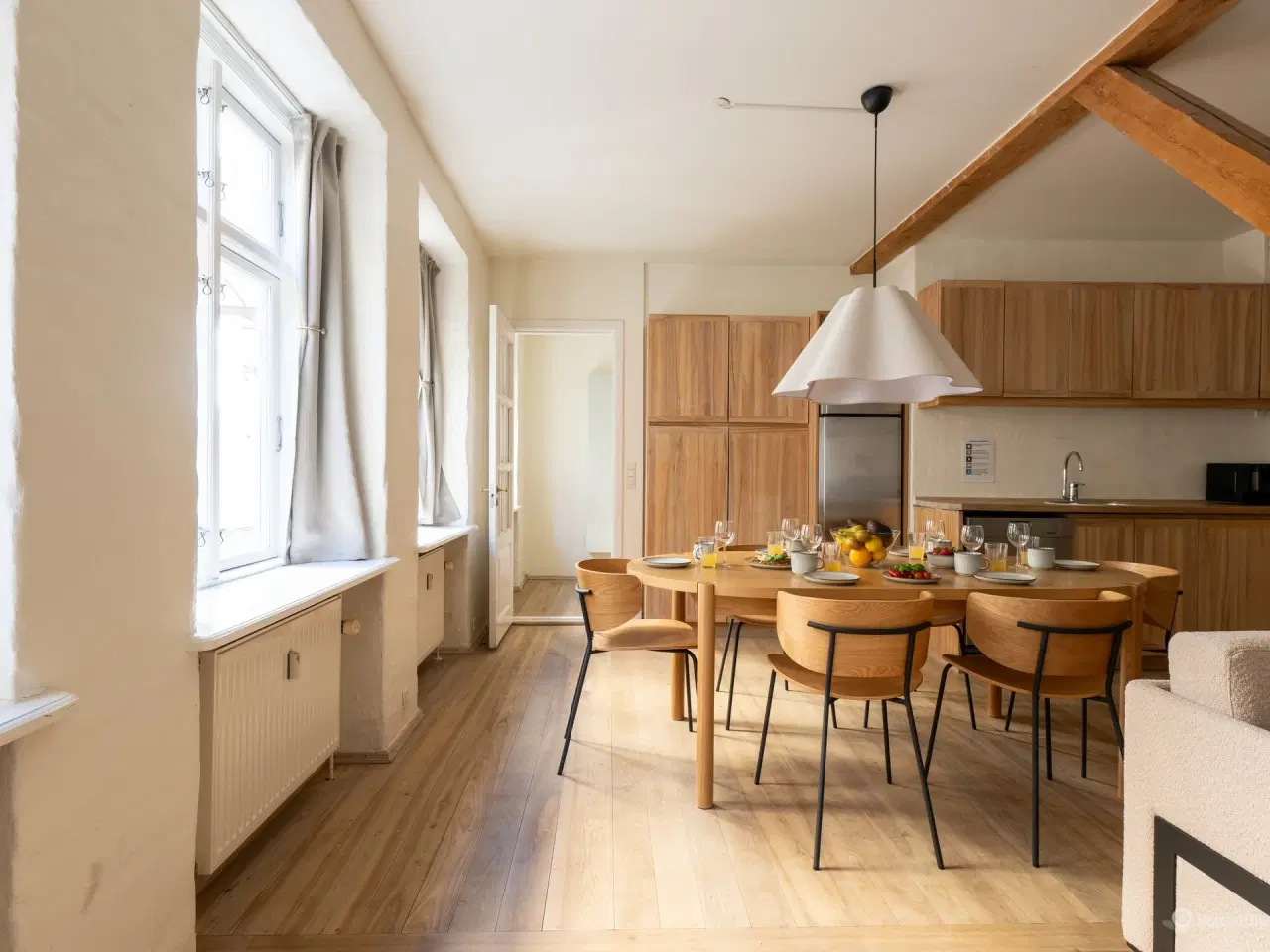 Billede 2 - Udlejningsejendom opdelt i ejerlejligheder - udlejet på en samlet lejekontrakt