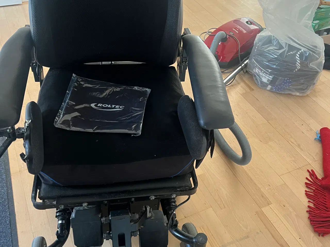 Billede 1 - Roltec Elektrisk kørestol