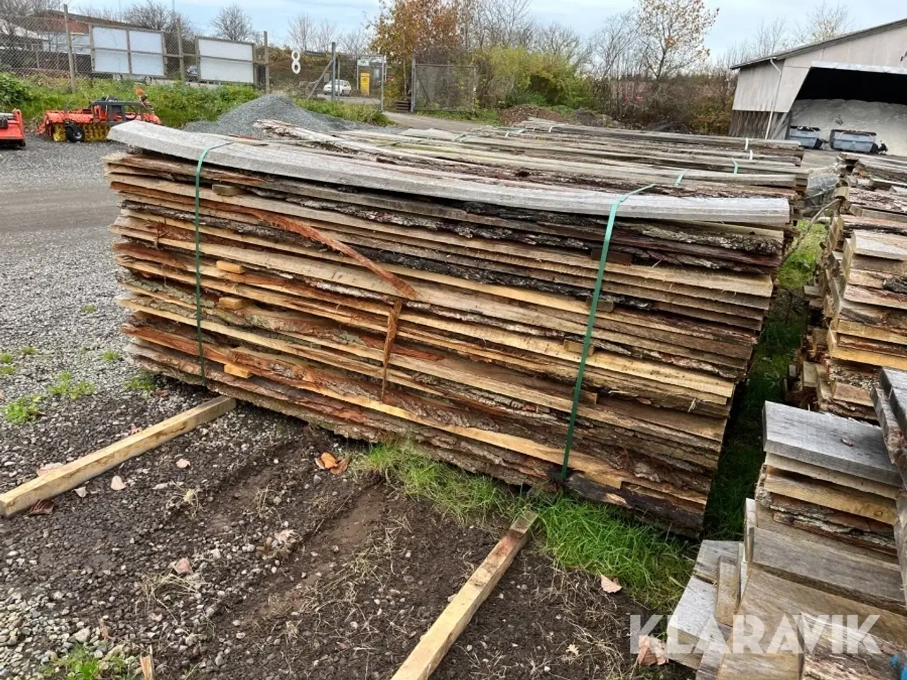 Billede 1 - Kalmar brædder Eg 10 paller ca. 700-900 brædder