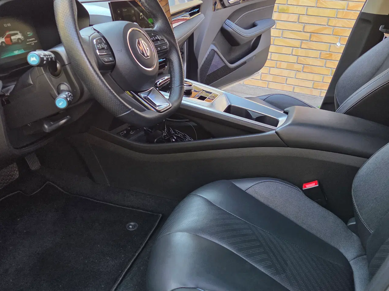 Billede 5 - MG 5 Luxury edition 177 hk