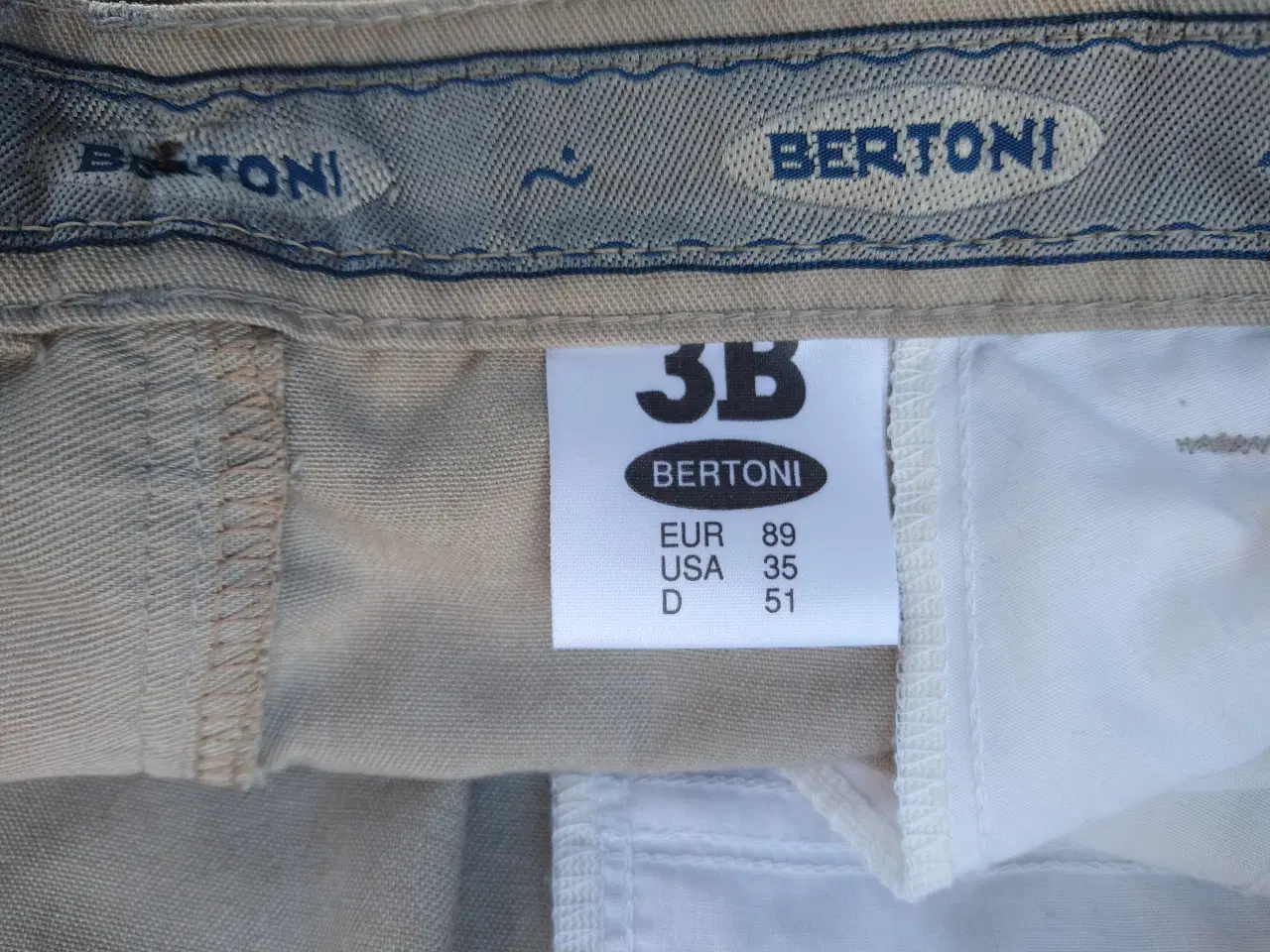 Billede 5 - Bertoni beige, str. 34