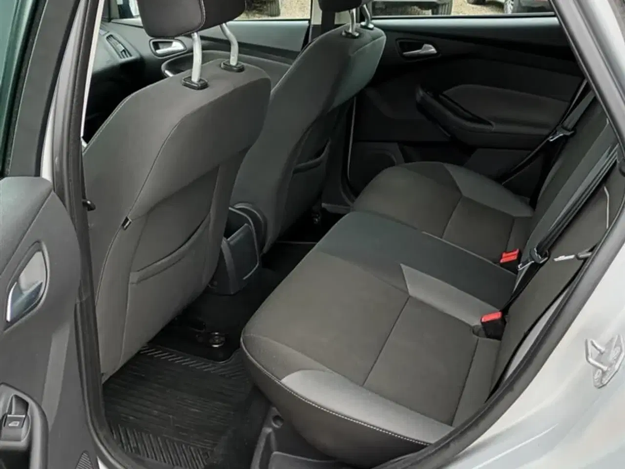 Billede 5 - Ford Focus 1,6 Trend 105HK 5d