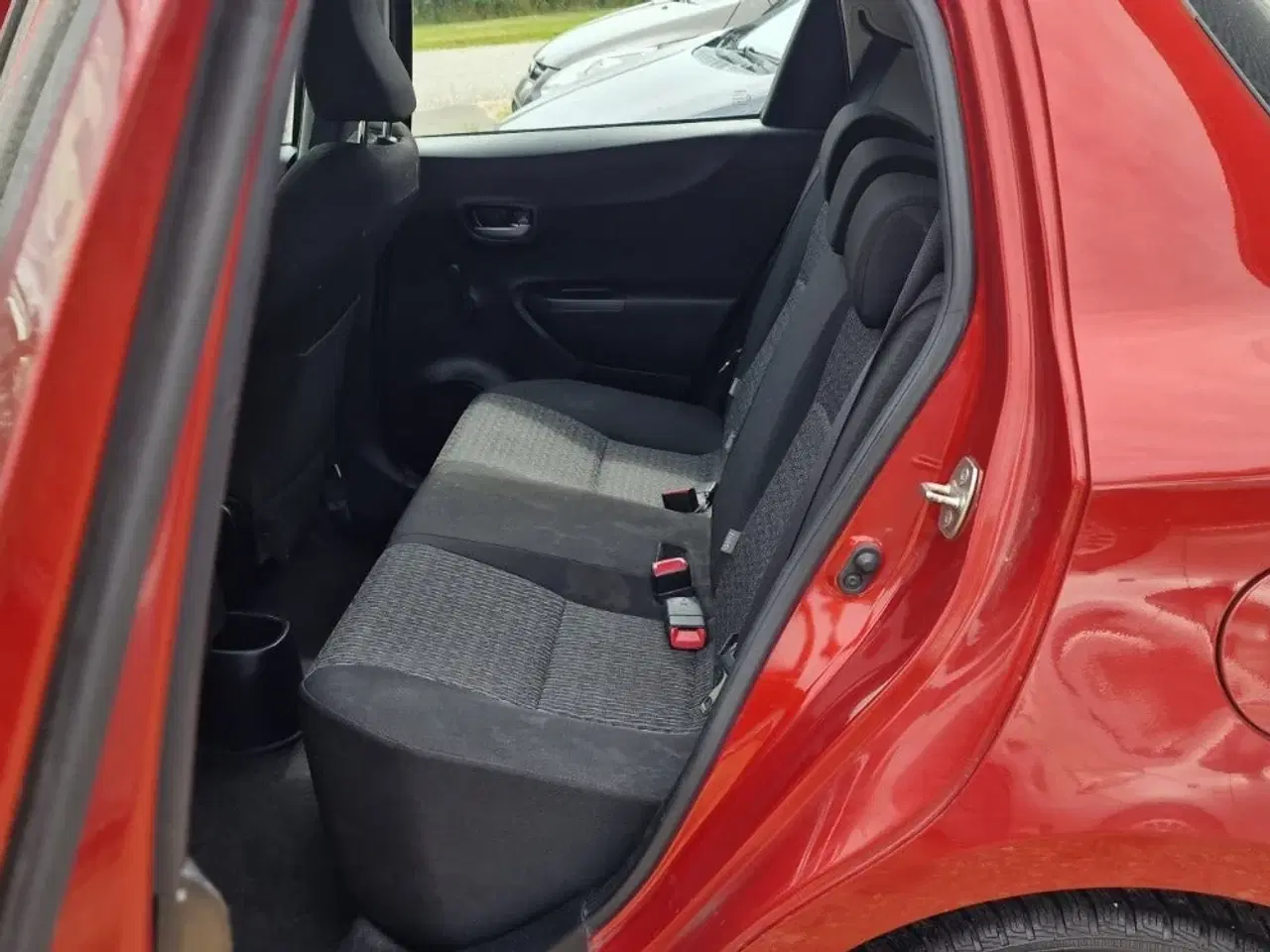 Billede 5 - Toyota Yaris 1,0 VVT-i T2 Touch