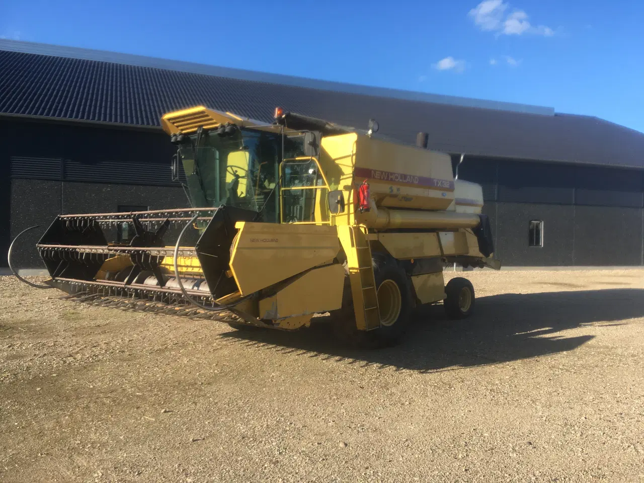 Billede 1 - Mejetærsker New Holland TX32