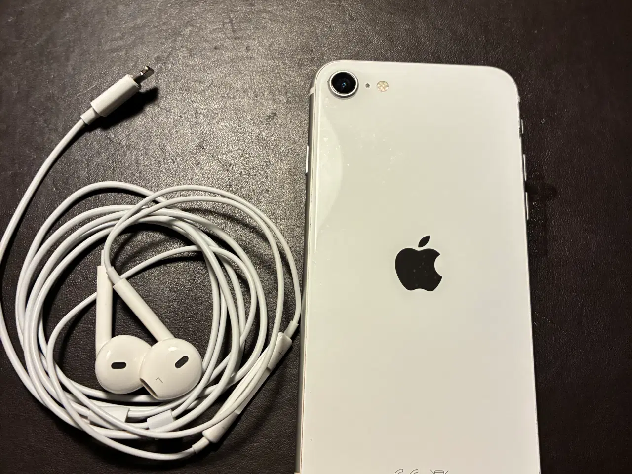 Billede 2 - Iphone se 2 gen. 