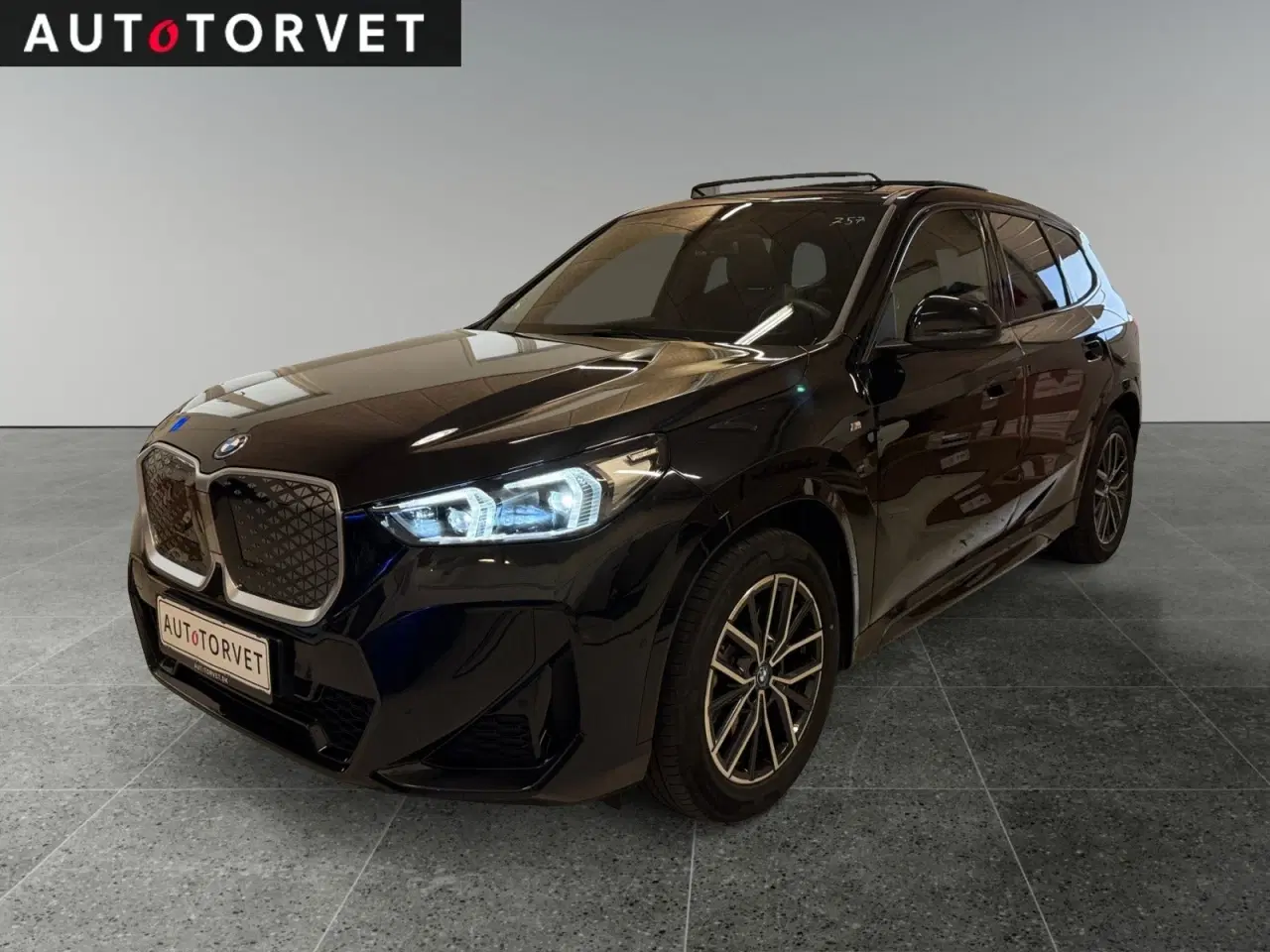 Billede 1 - BMW iX1  xDrive30 M-Sport