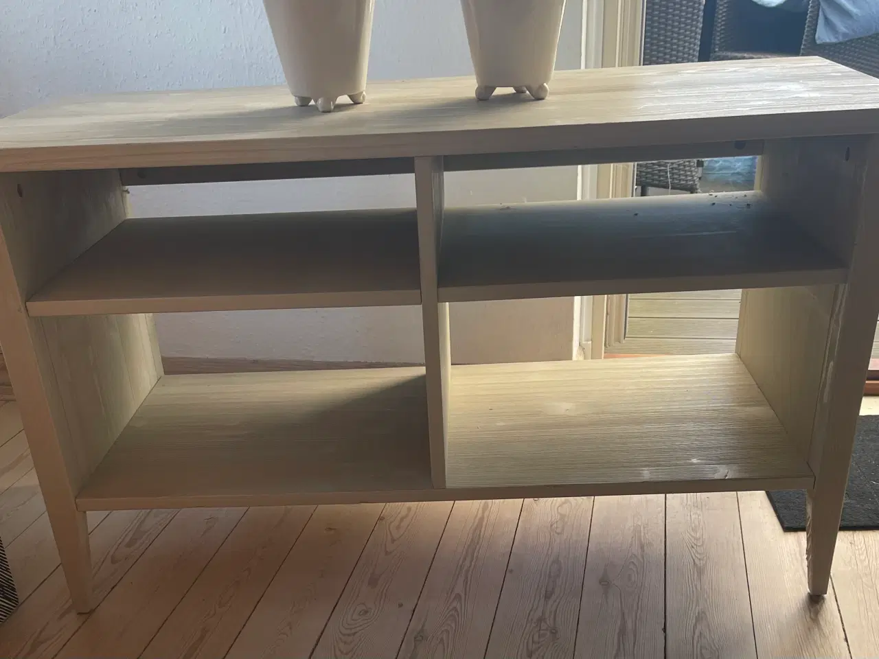 Billede 1 - Reol/tv bord