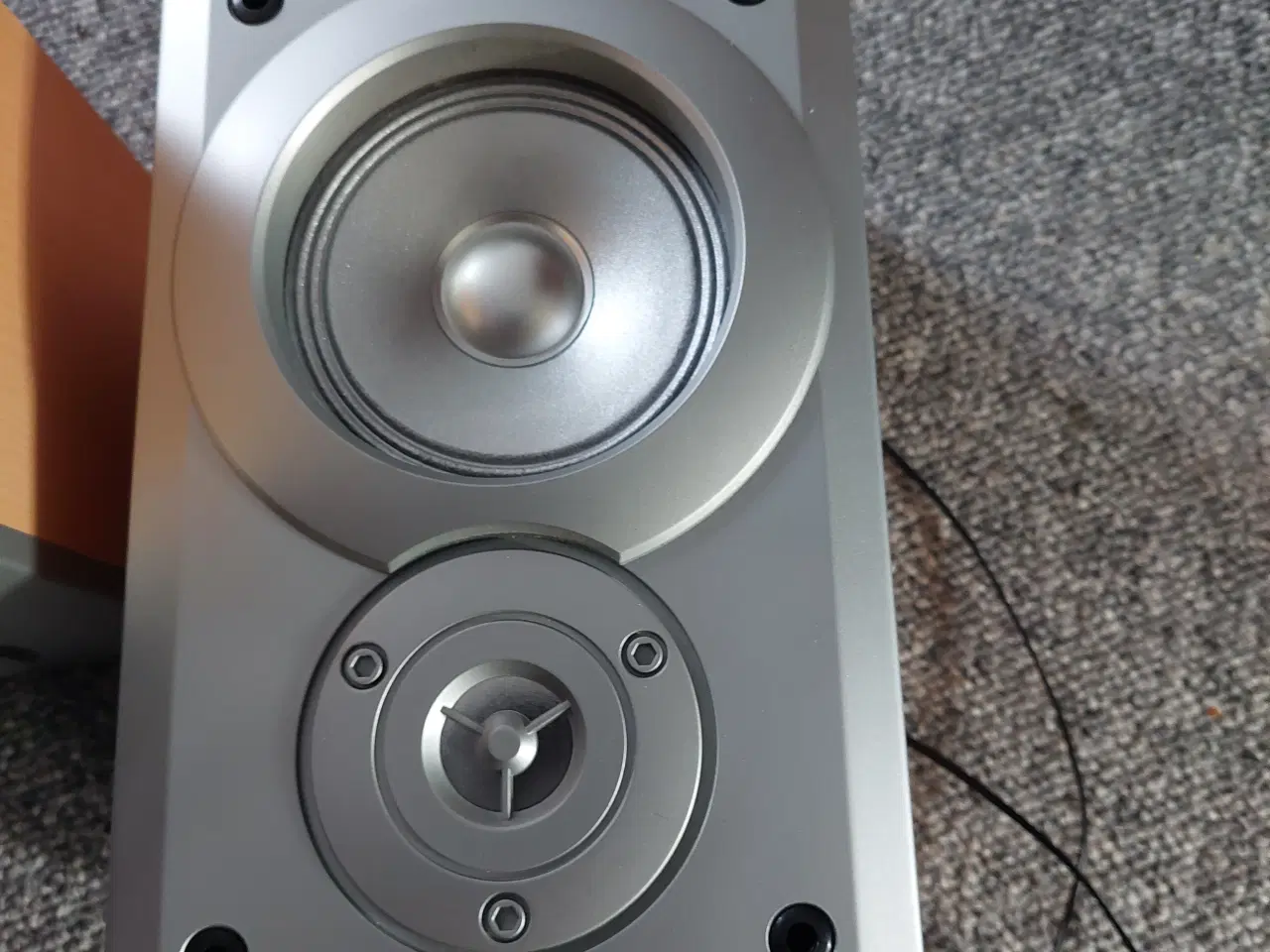 Billede 2 - Højttaler 2 stk