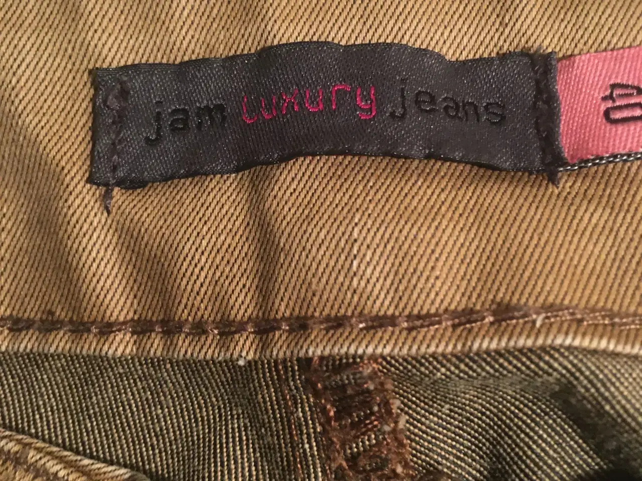 Billede 6 - Helt nye Jam Luxury jeans str. 40