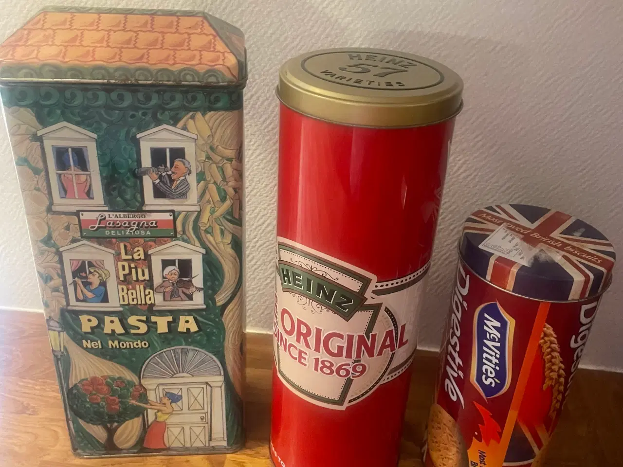 Billede 1 - Vintage blikdåser sælges. 