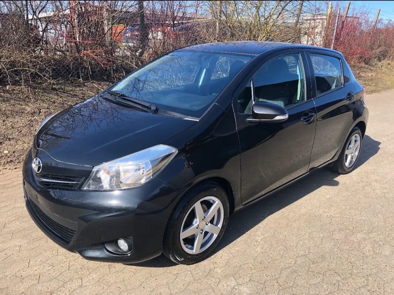 Billede 1 - Toyota Yaris 1.0 VVT-i