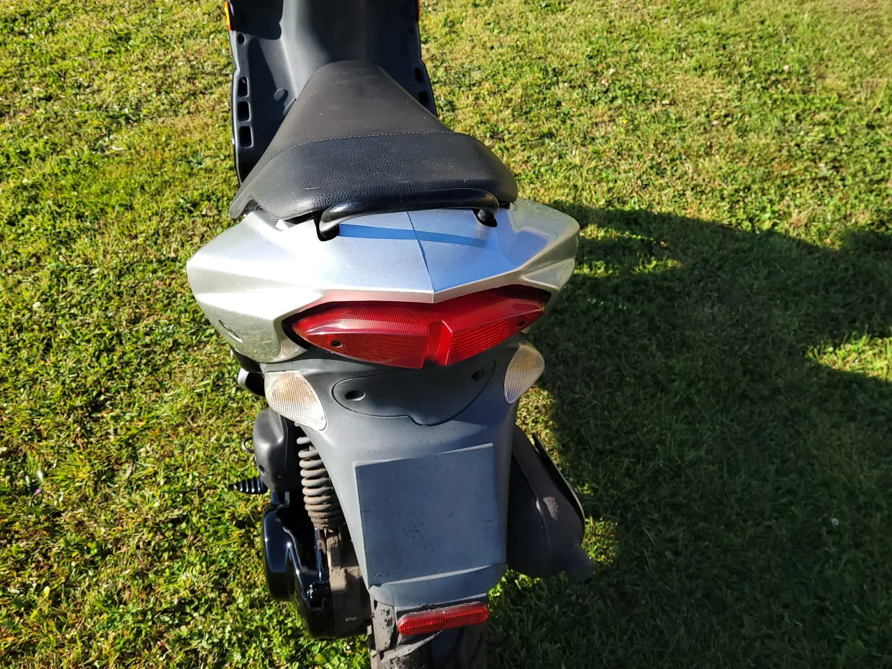 Billede 7 - Iorden velkørende peugeot speedfight 2 30