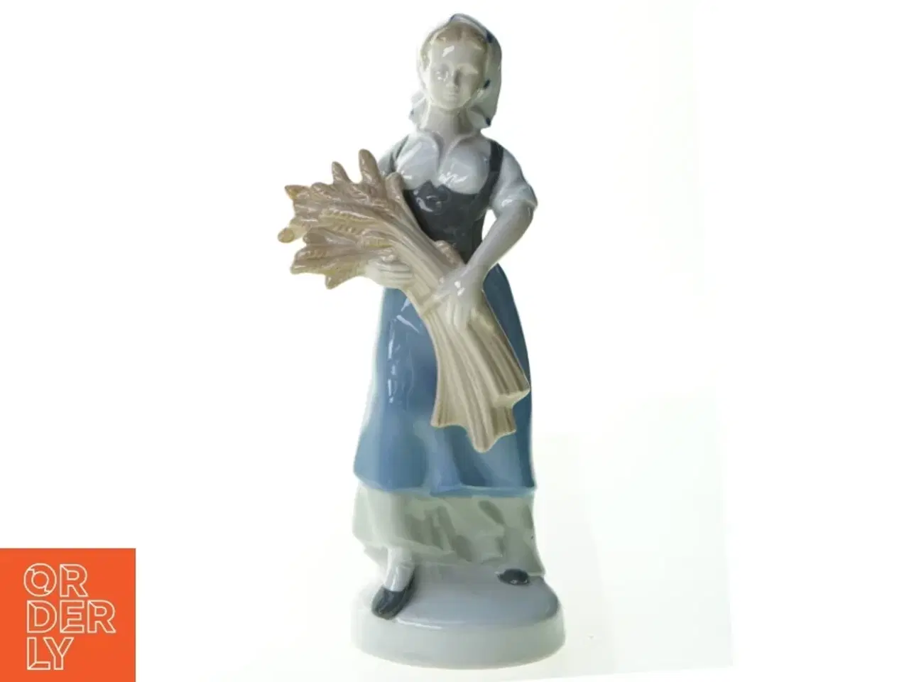 Billede 1 - Bondepige i porcelæn fra Royal Copenhagen (str. 25 x 8 cm)