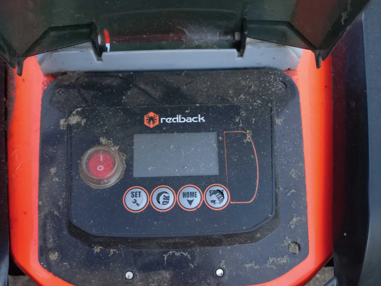 Billede 2 - SOLGT - Redback robotplæneklipper