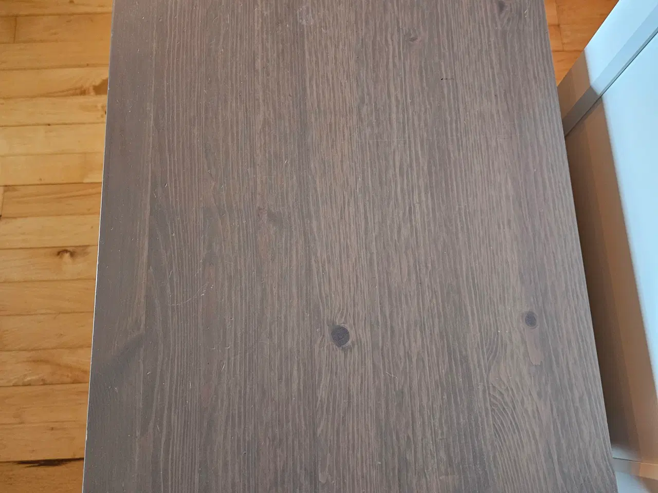 Billede 3 - Sengebord, 2 skuffer