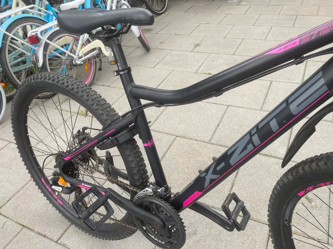 Billede 11 - Købt til 4299 kr 27,5 tommer 