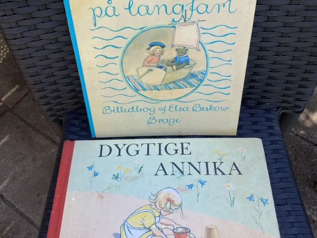 Billede 1 - To bøger af Elsa Beskow – se pris på hver