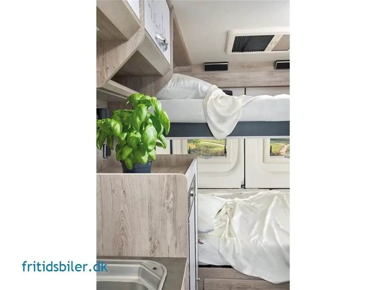 Billede 8 - 2026 - Bravia 599 140 Hk   Bravia 599 Classis Fritidsbil under 6.00 meter i en helt uhørt høj kvalitet