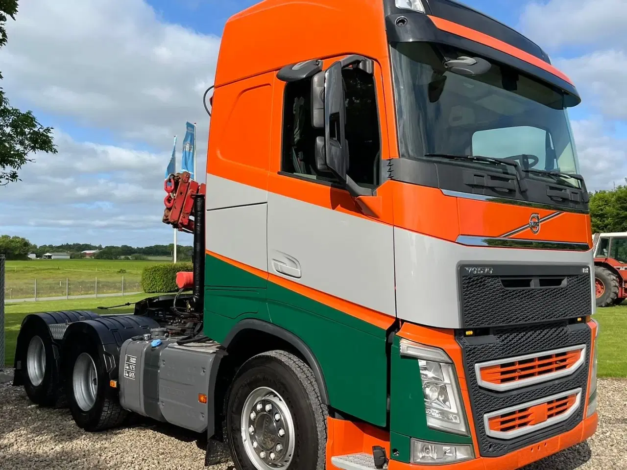 Billede 8 - Volvo FH 500 6x4 med tandemløft og aftagelig HMF 1150 kran+ 2 strengs hydraulik. Evt udlejning, ring og forhør