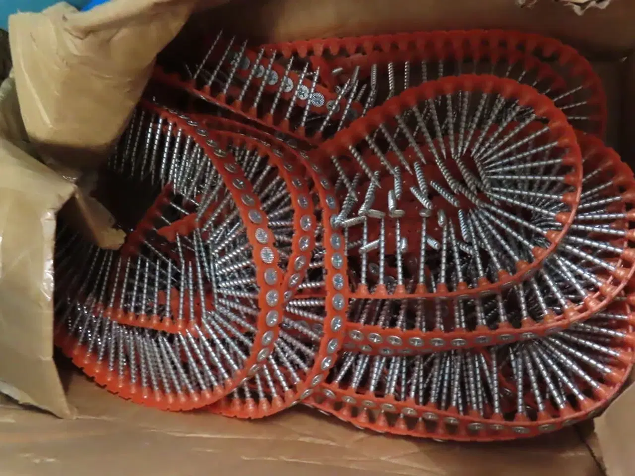 Billede 1 - Diverse Gipsskruer og stavsøm