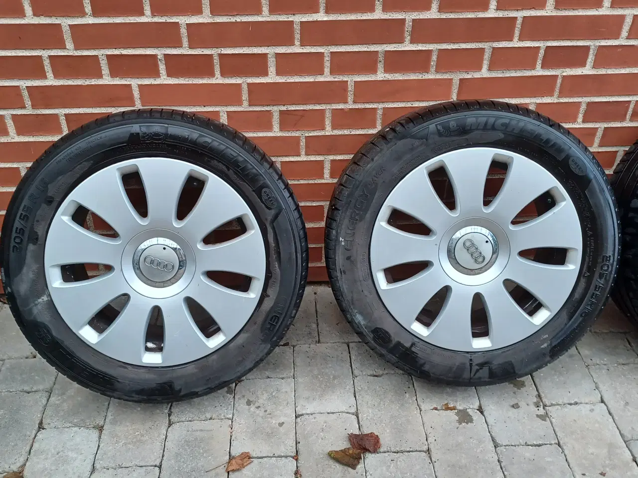 Billede 2 - Audi, VW alufælge med sommerdæk.